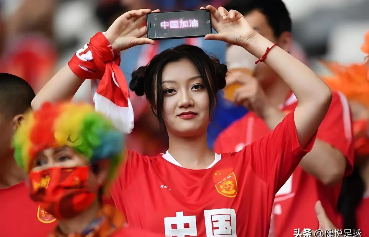新晋女足实力派球员赢得赛场关注