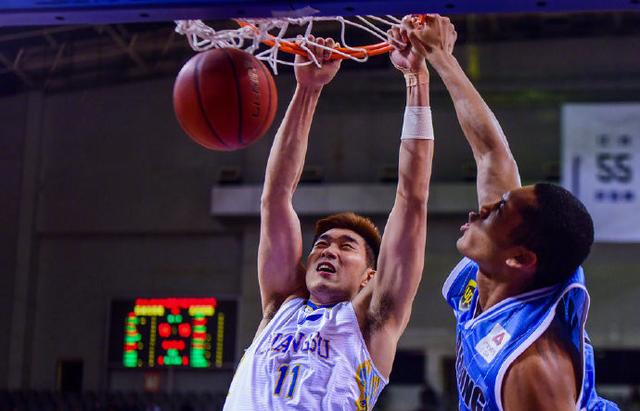 爱游戏中国官网-江苏队备战辽宁，主场作战迎来冲击季后赛关键一战