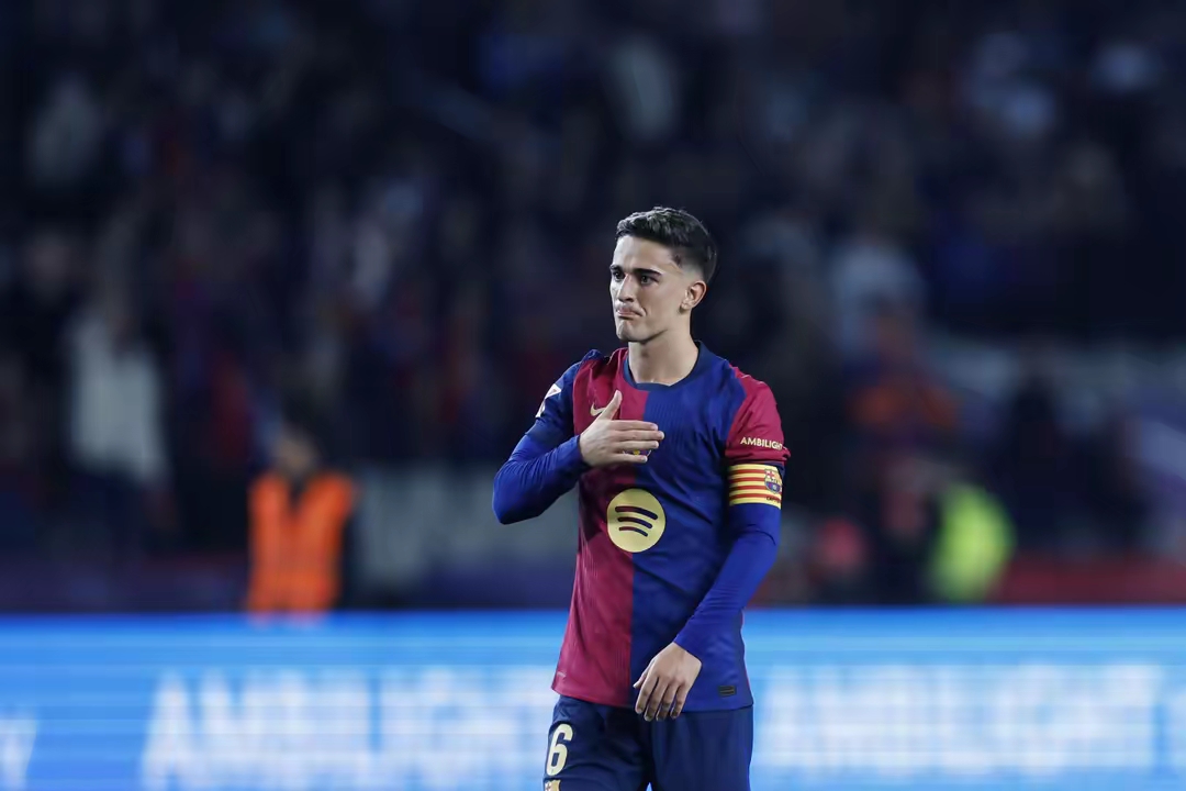 西班牙国内足坛：塞维利亚队员表现亮眼，球迷猜测是否会转会的简单介绍