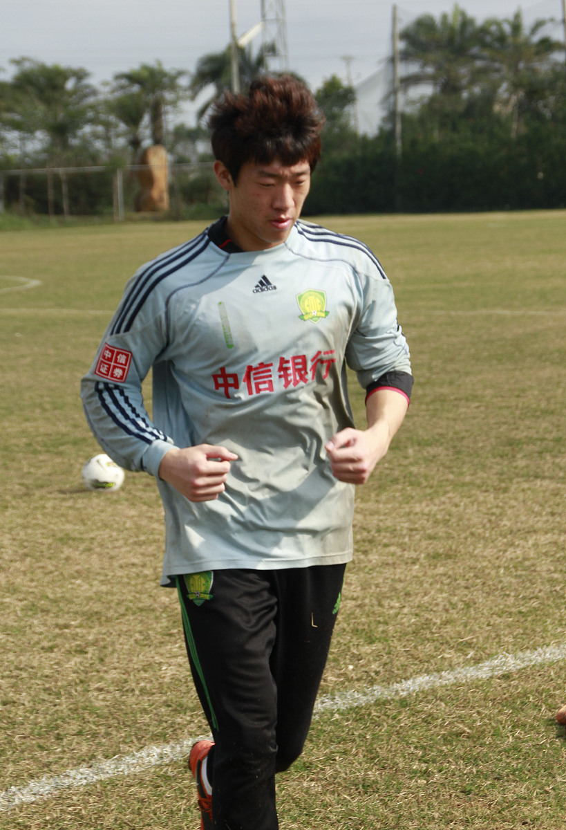 关于队长带领球队奋勇拼搏，为胜利而战的信息