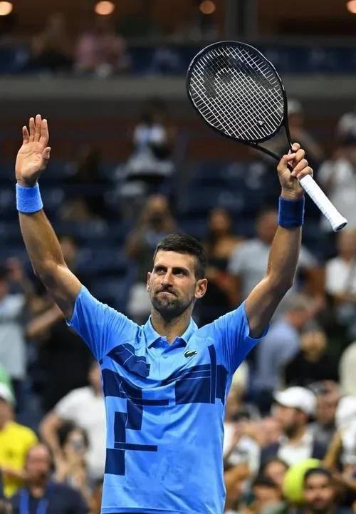 爱游戏入口-海口队主场横扫对手，实现完胜