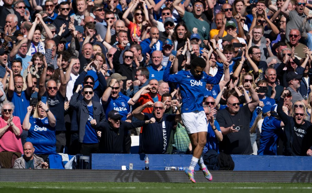 关于埃弗顿战平对手，争取近期取胜的信息