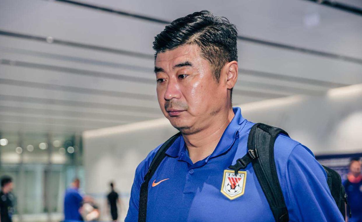 爱游戏登录入口-包含北京国安大胜山东鲁能，升至积分榜第二的词条